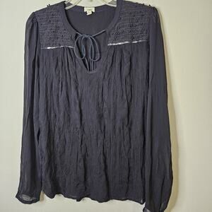 TINY Anthropologie Embroidered Keyhole neck Blouse Top Women’s Size L